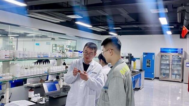 实验室离心管与试管的选用之道：如何匹配实验需求